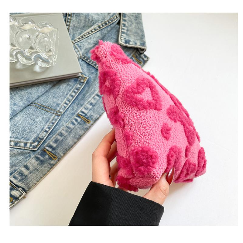 Plush Cute Love Makeup Bag Portable Skincare Product Lipstick Storage Bag Hand-Held Inner Bag Korean Brush Pencil Cases