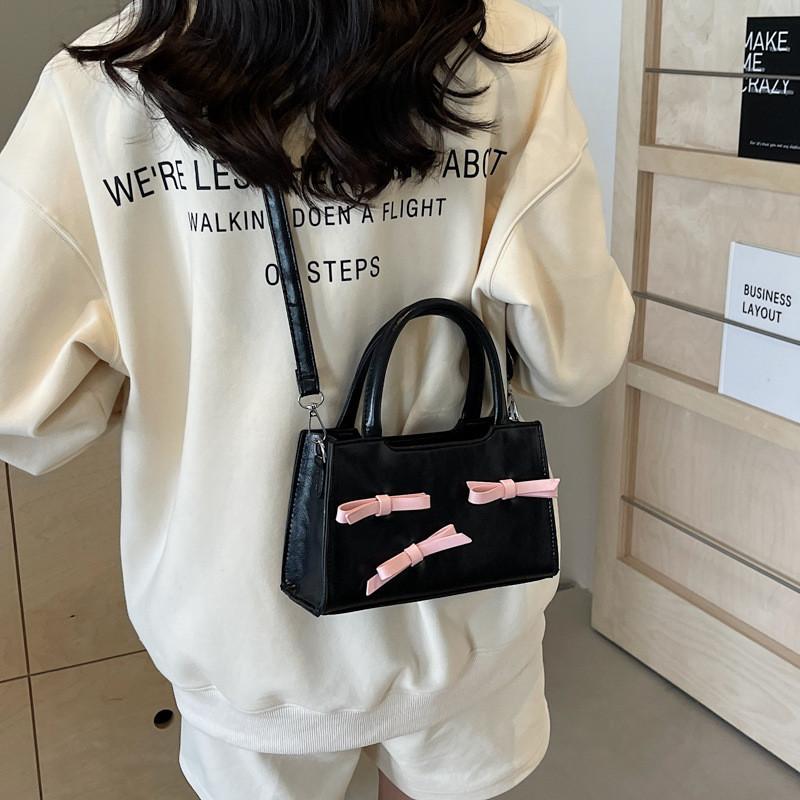 2024 New Fashion Retro Casual Crossbody Bag For Women Street Style Small Shoulder Bag