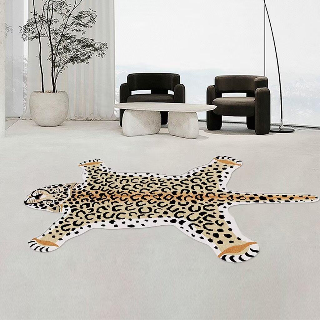 Plush Animal Printed Carpet Rugs for Home Living Room Vivid Leopard Skin Printed Anti Slip Bedroom Bedside Floor Mats Area Rugs