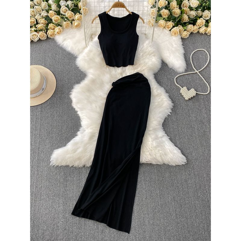 Knitted U-Neck Sexy Short Sleeveless With Chest Pad Vest Top + High Waist Slimming Split Skirt Two-piece Suit
