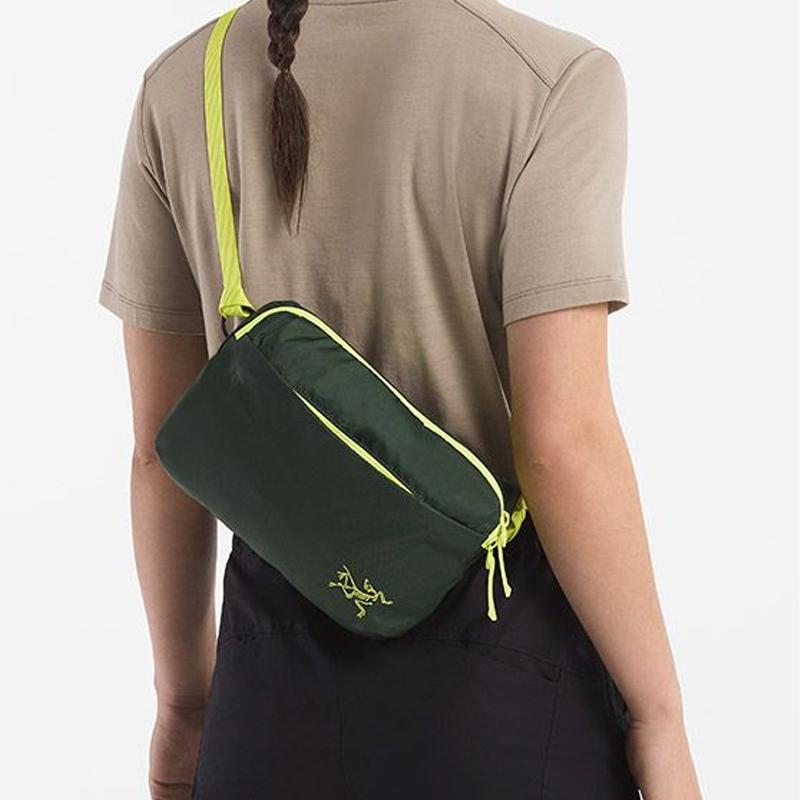 Arcteryx 2.5L Outdoor Bags Nylon Green Unisex X000006169-Conifer