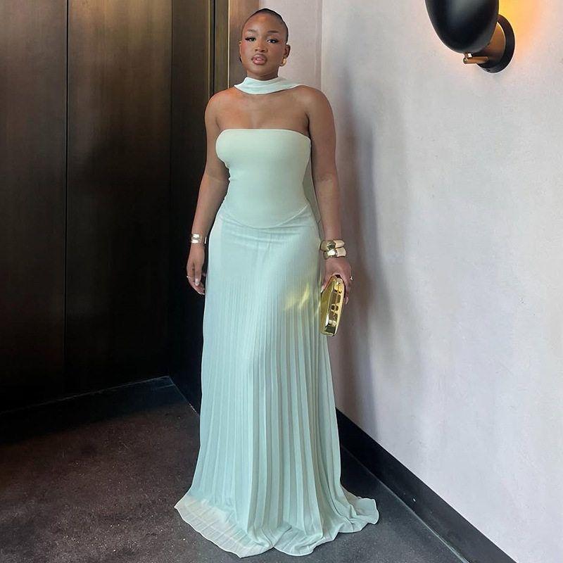 

Sexy Dress Two Pieces: Sexy Halter Top and High-Waisted Pleated Skirt Set Mint Green S