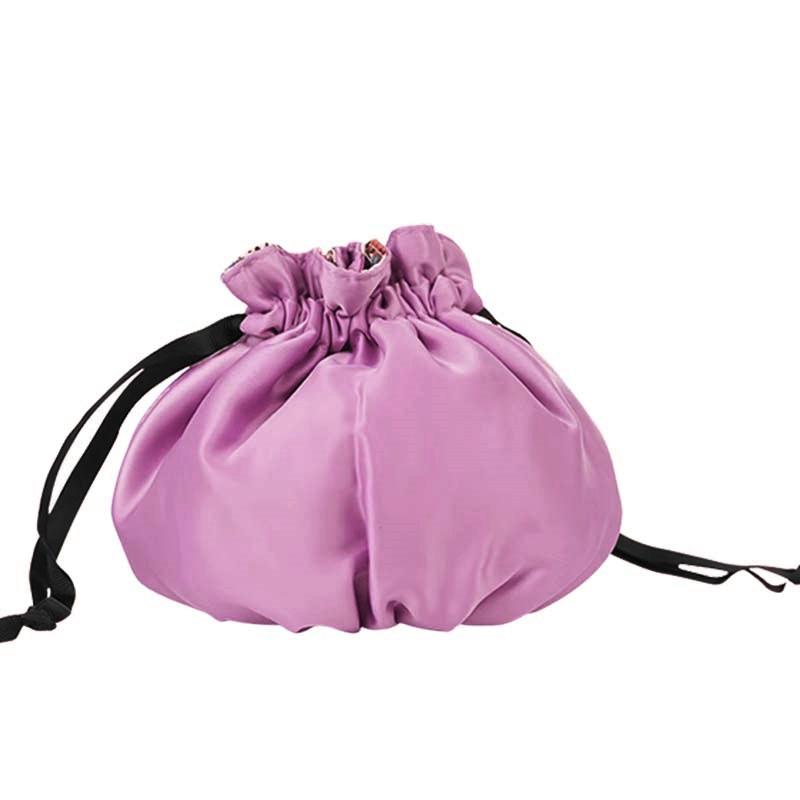 Gucci Retro Satin Drawstring Dream Cosmetic Bag Satin Silky Texture Portable drawstring bag коричневый