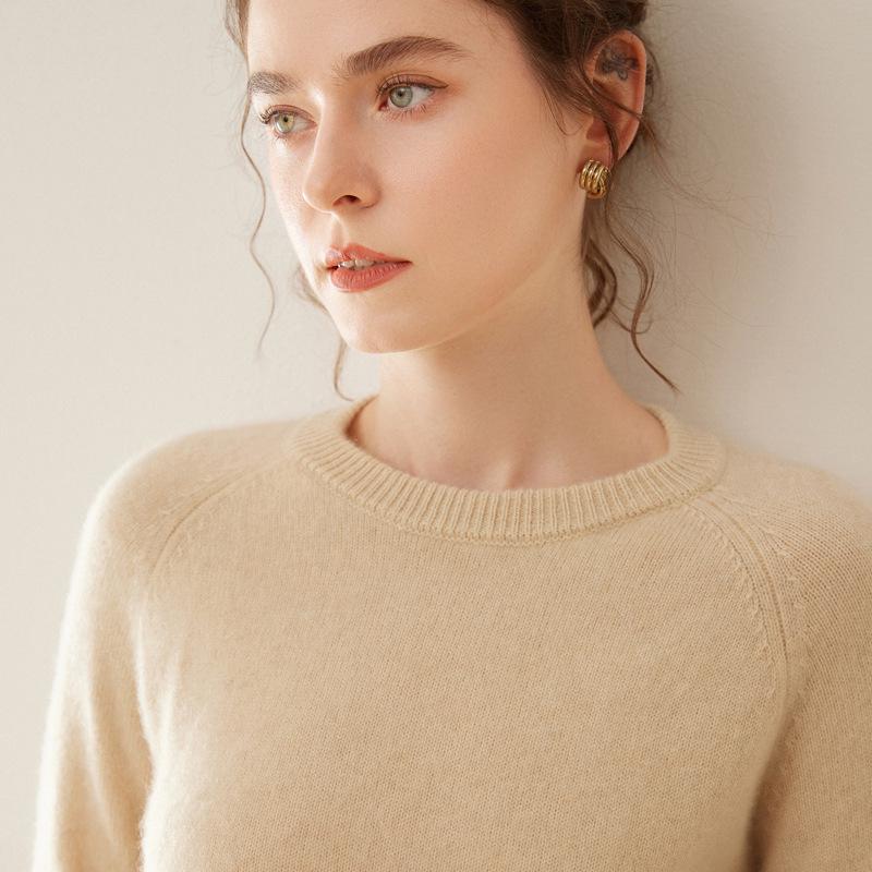 Women's Thick Cashmere Round Neck Raglan Sweater - Slim Fit, Soft Knit for Autumn/Winter