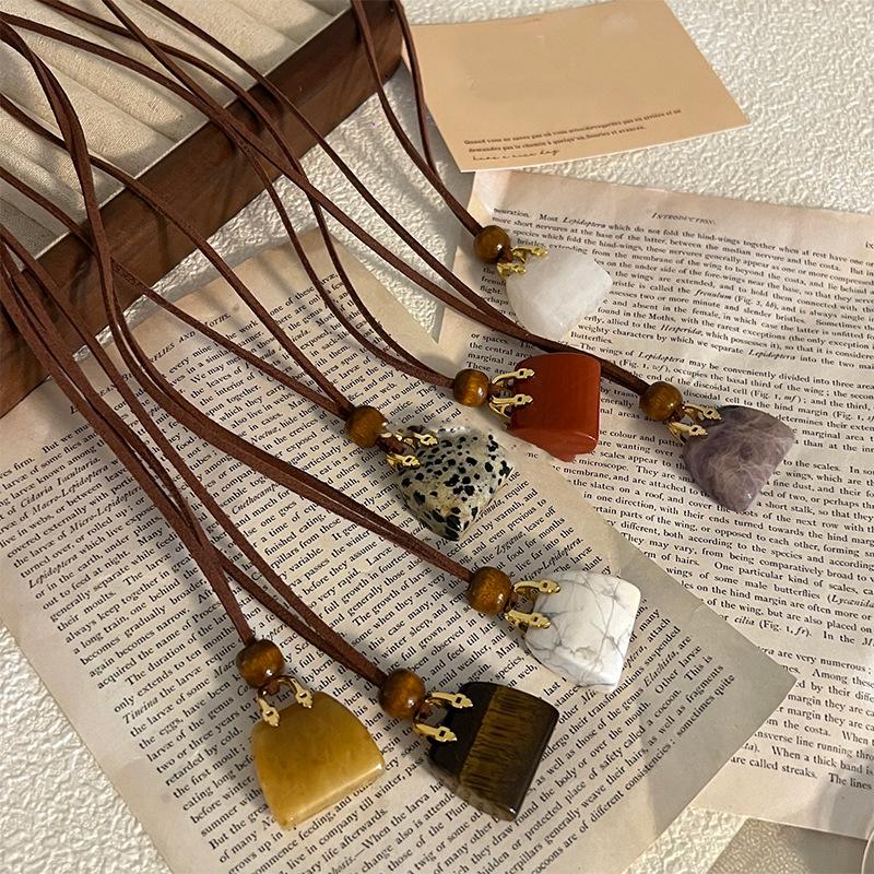 Colored artificial stone bag, wood beads, leather necklace, personalized creative design, sweater chain, Korean ins style necklace.