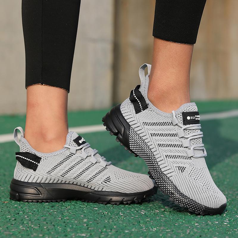 Women Sneakers Breathable Running Shoes Outdoor Versatile Training Lightweight Classic Fashionable Mesh Design Vulcanized Shoes