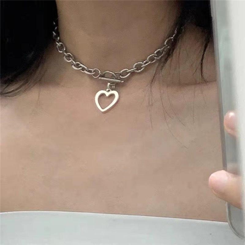 Punk Retro Heart Pendant Choker Collar Hip Hop Chunky Thick Chain Necklace Women Jewelry Gift