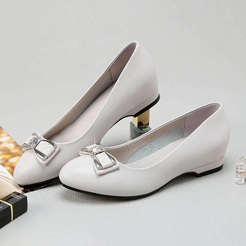 2025 New Women Leather Round Toe Beige High Heel Shoes Lady Classic Comfort Summer Pumps Women's Loafers
