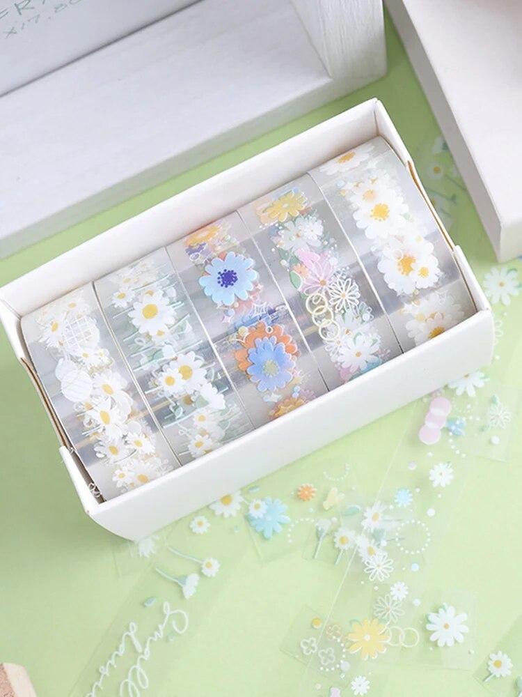 5 rolí průhledná dekorativní páska PET vodotěsná samolepicí květinový vzor sedmikrásky dekorativní maskovací nálepka průhledná páska