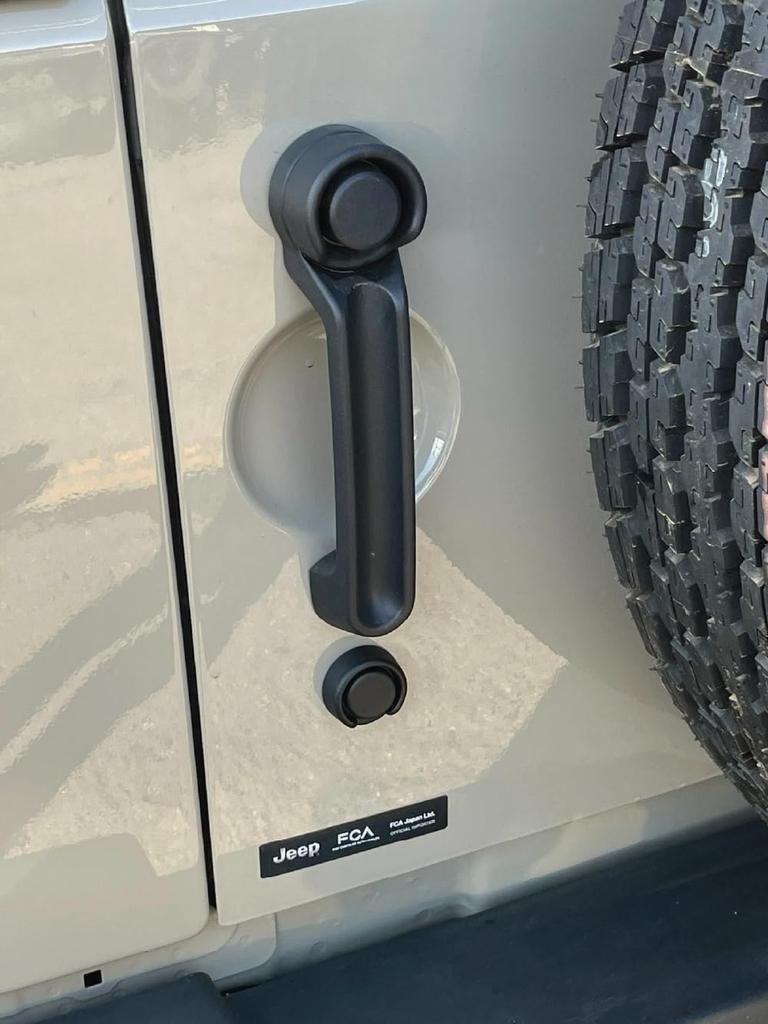 AZUTO Keyhole Cover MHG-051