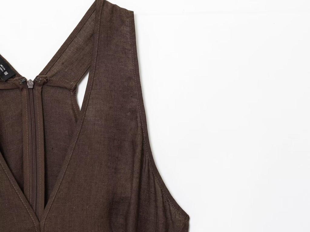 2025 Summer Women's V-Neck Belted A-Line Dress with Wide Shoulder Straps - European and American Fashion