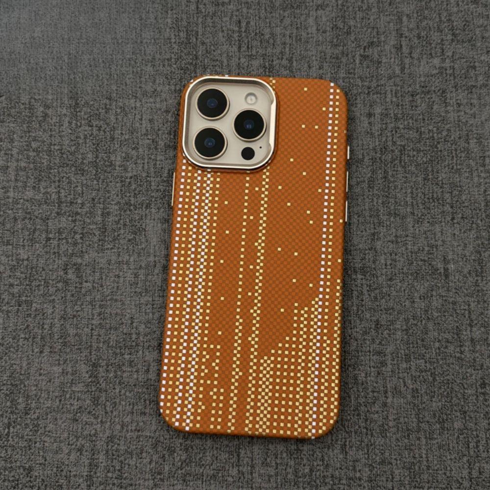 

Applicable To IPhone17PROMAX Gilded Kevlar Magnetic Phone Case Apple 16 Luminous Advanced Sensor Protection Case iPhone 16