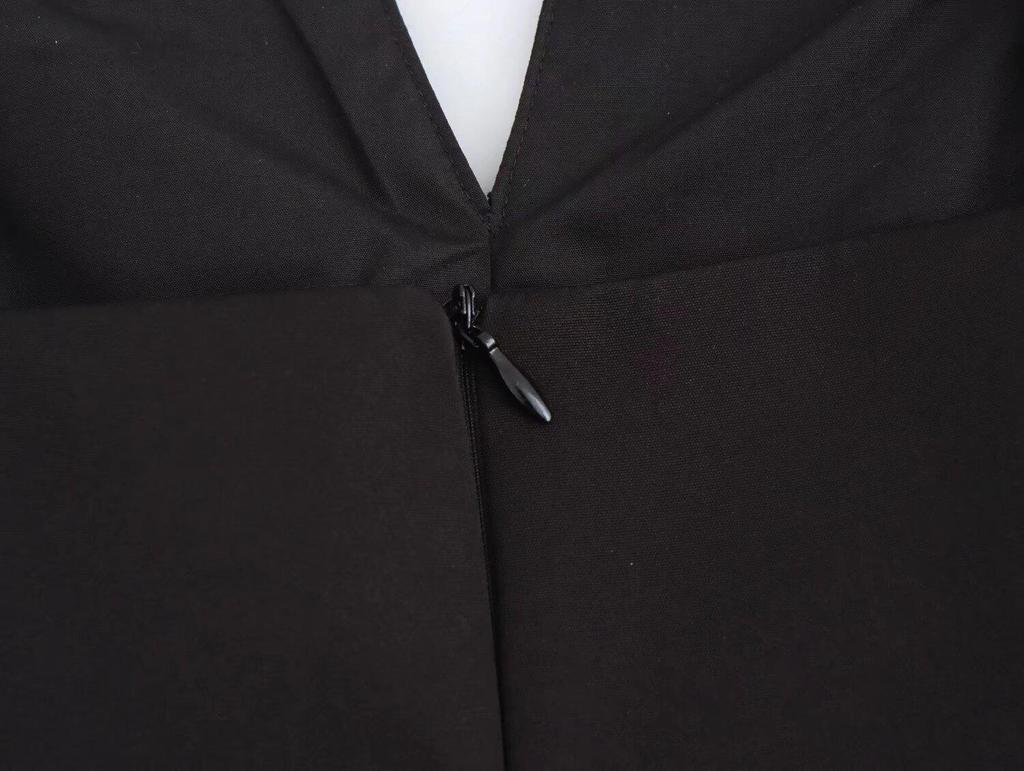 Winter 2024 Women's European & American Style Fashion Slim Spliced Camisole Dress