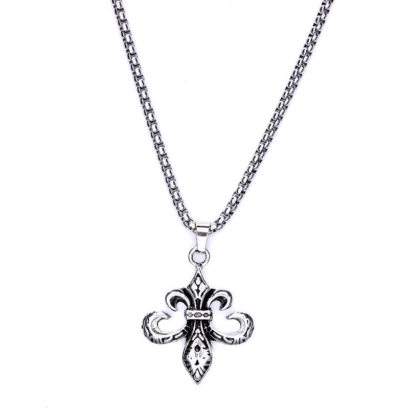 Retro cross necklace long pendant unisex hip hop chain accessory for men and women stylish sweater jewelry
