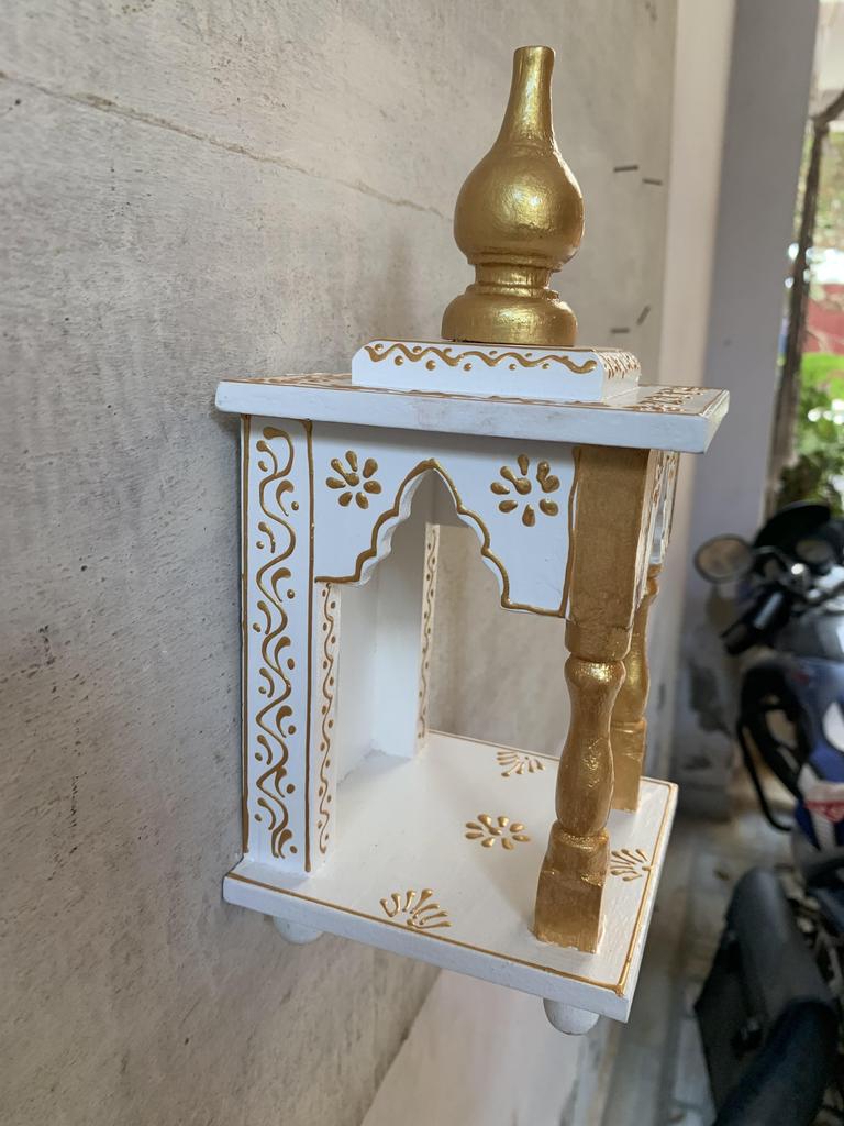 Holztempel für Zuhause | Weiß & Gold Mini Pooja Mandir I Handgefertigter Gebetsschrein