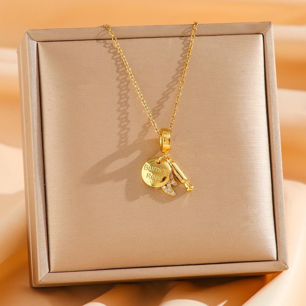 Fashion Titanium Steel Necklace Pendant Simple Elegant Unisex Chain Jewelry Accessories for Women Men