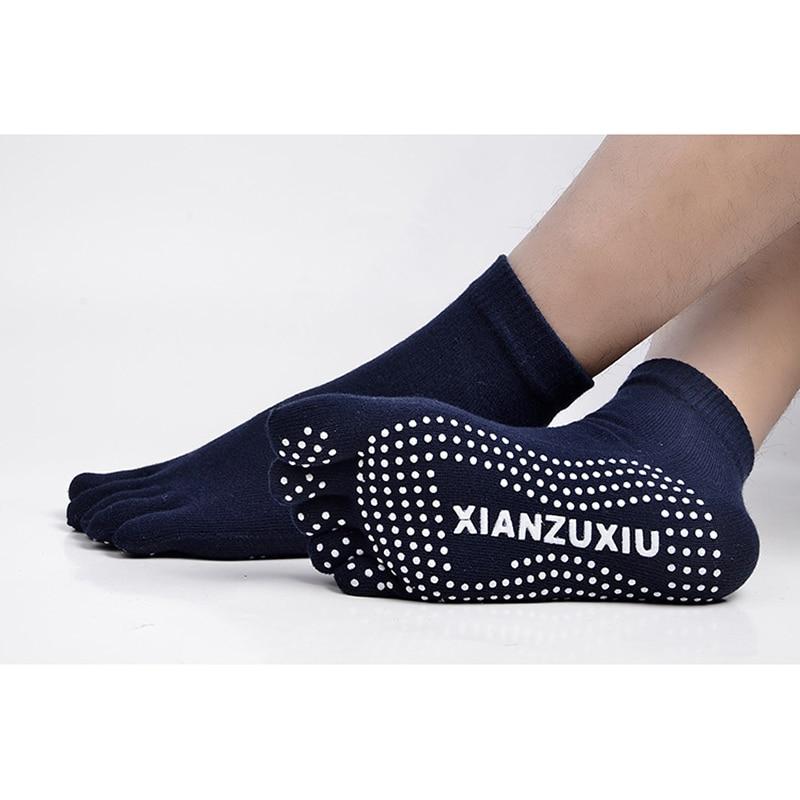 Men Pilates Socks   Cotton Breathable Non-Slip Massage Yoga Socks Cotton YOGA Sports Five-finger Socks 5 toe socks