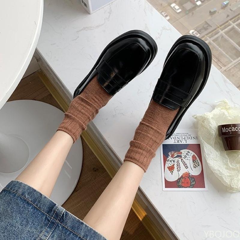 Fashion One foot round toe small leather shoes spring autumn new retro shoes fashionable comfortable simple women's single shoes