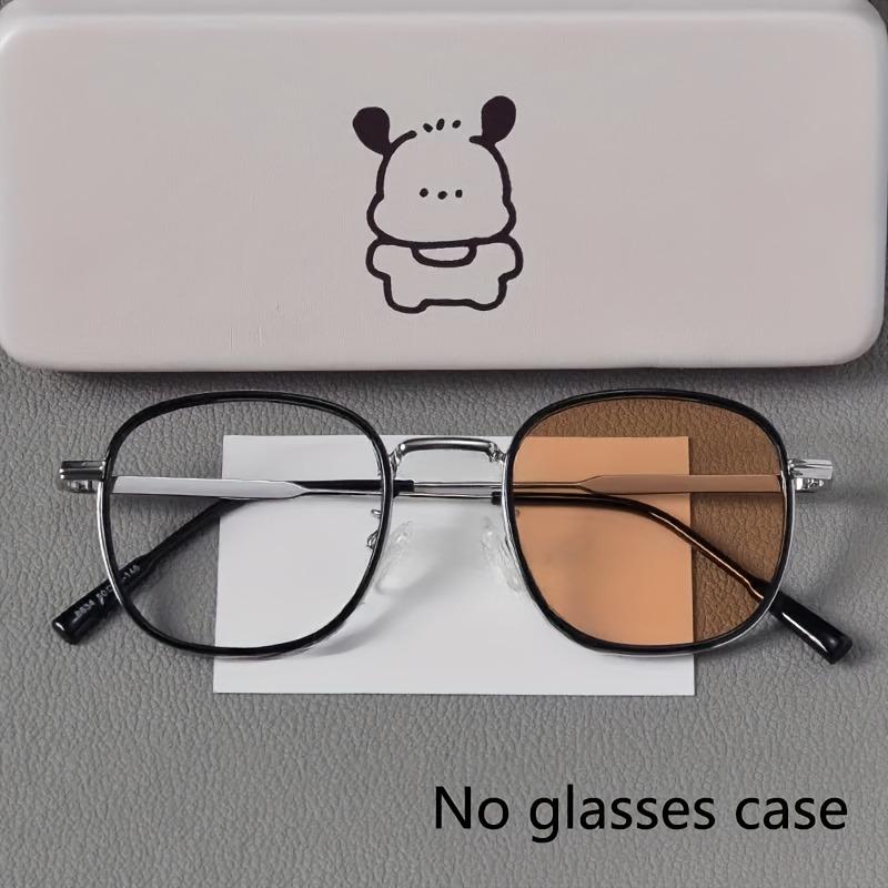 1 Pcs Pochromic Glasses - Slimming Round Frame Anti-Blue Light Full-Rim Design for Men & Women - Ideal for Daily Fashion