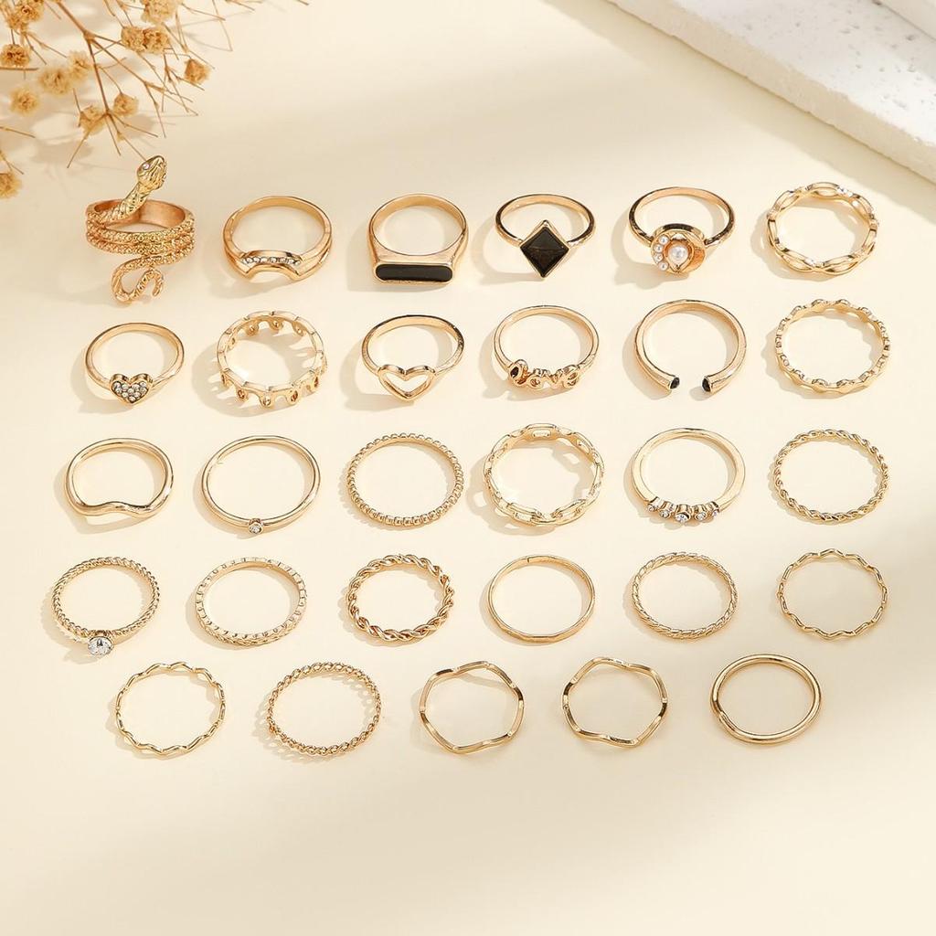 Versatile Snake Heart Ring: 29-Piece Light Luxury Fashion Set