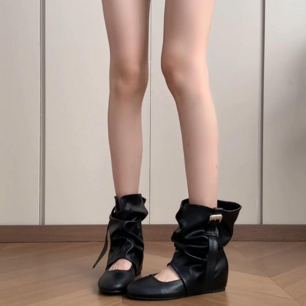 Many Belt Buckle Short Boots Wasteland Wind Round Head Inner Height Increase Retro Martin Boots Women