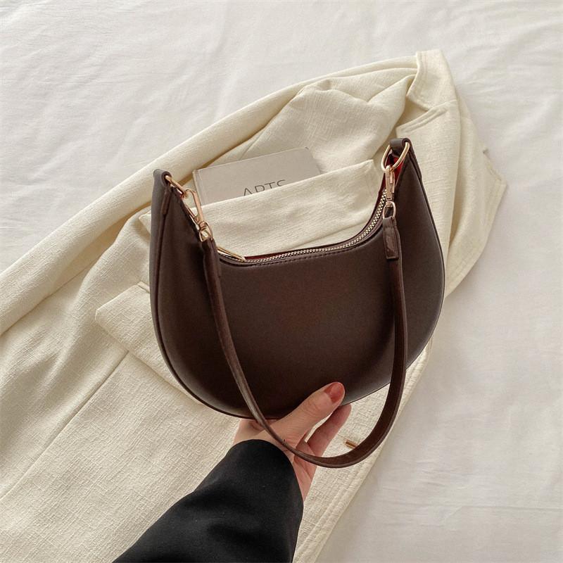Stylish Street Fashion Pu Crescent Shoulder Bag Trendy Hobo Handbag For Women