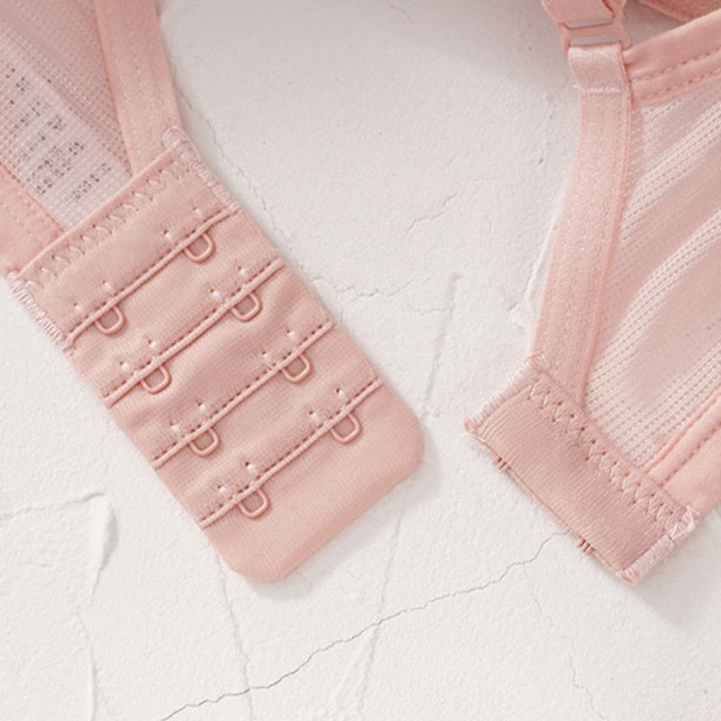 Comfortable Non-marking BraSexy Non-sensory Gathering Bra