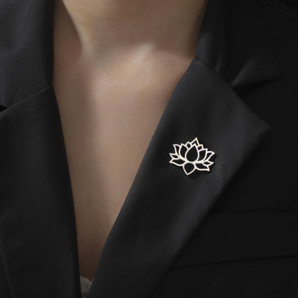 LIKGREAT Minimalist Lotus Flower Brooch for Women Men Stainless Steel Pin Buddhism Luck Protection Badge Jewelry Birthday Gifts