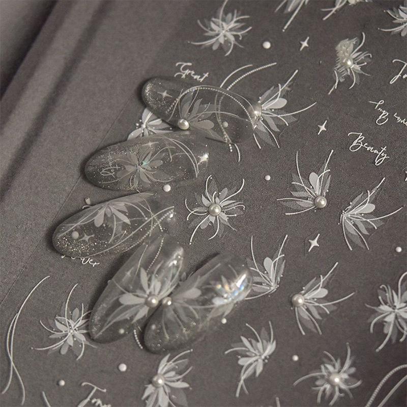 Exquisite selbstklebende Nagelkunst-Dekorsticker Niedliche Schmetterlings-Nagelkunststicker Kreative Feen-Nagelkunststicker Geschenke