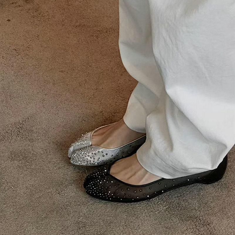Fashion A Niche Toe Separation Ballet Shoe For Women In 2025, A Stylish And Versatile Casual Mary Jane Shoe For Summer Outings