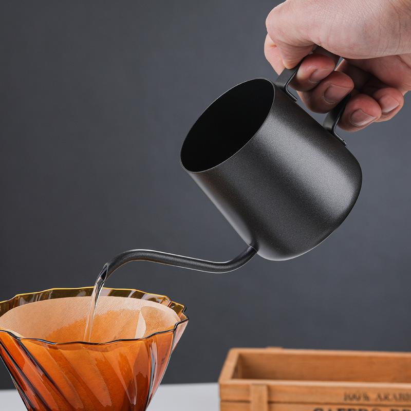 Stainless Steel Hand-brewed Coffee Pot with Graduated Thin Mouth and Thin Mouth Pot Household Wooden Handle with Lid Drip Coffee Utensils