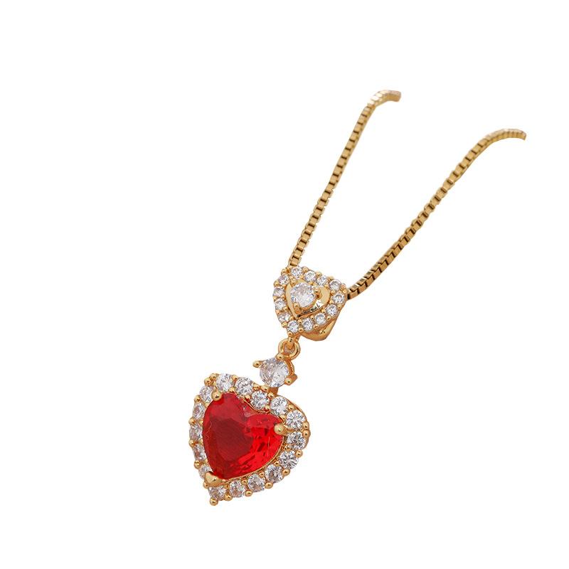 Micro-Inlaid Love Red Zircon Creative, Niche Design Style Cute Fashion Necklace Pendant