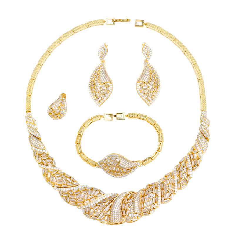 Full Diamond Zircon Bröllopsbankettset Kedja Personligt Halsband Örhängen Örhängen Fyrdelat Set