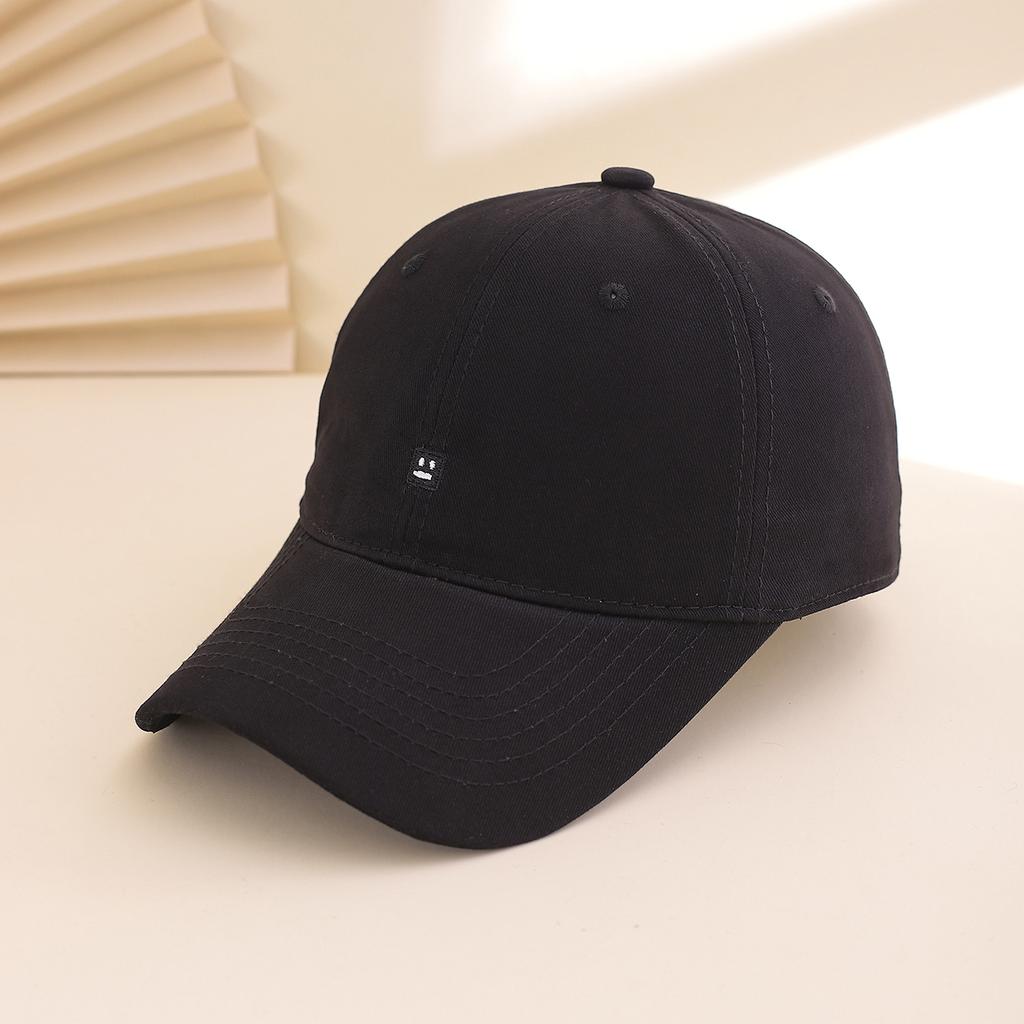 A Solid-color Embroidered Smiling Face Adjustable, Simple and Versatile Baseball Cap for Daily Home Leisure and Entertainment