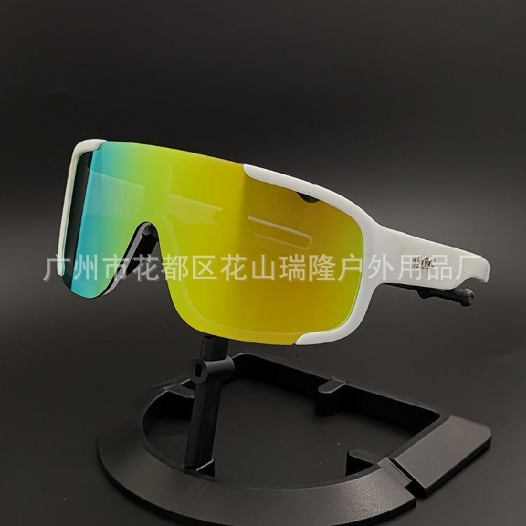 Own a large quantity POC Cycling glasses, outdoor running sports, road bike equipment with accessories