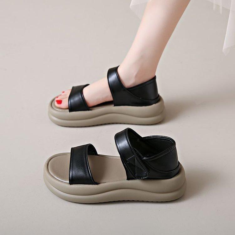 Summer soft-soled flat-soled Roman sandals, new models for outer wear, not tired feet travel beach sandals 35 чёрный