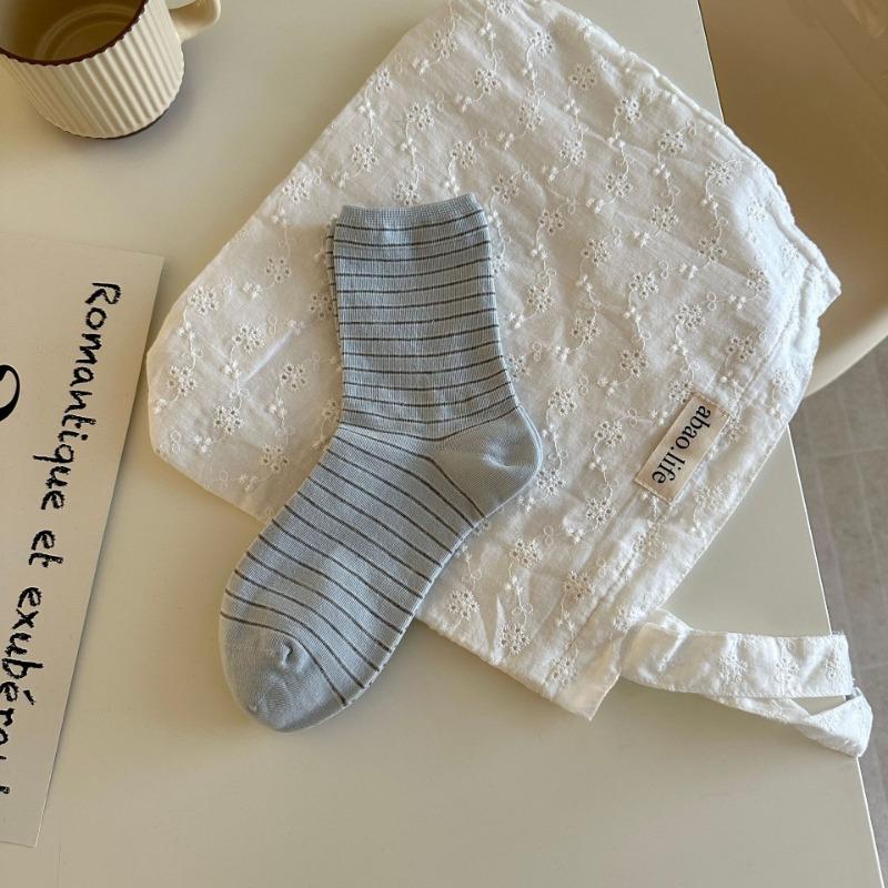 Women's New Spring and Summer Products Are All Striped Boneless In The Tube Pile Socks