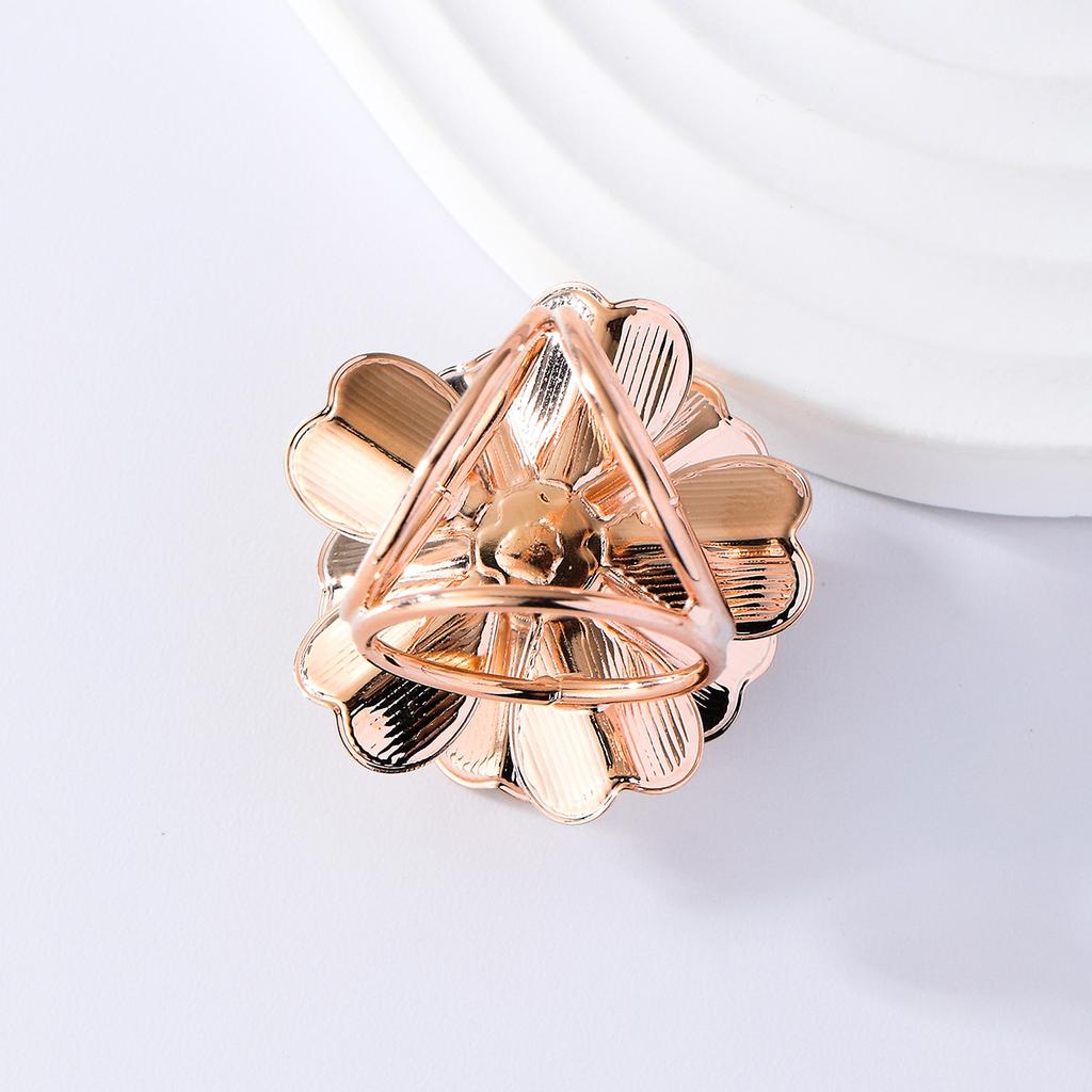 Senior Brooches Flower Leaf Brooch Pins for Women Suit Pendant  Fashion Brooches Jewelry