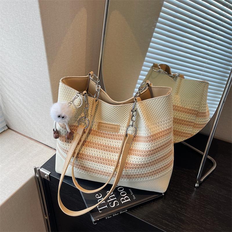 Large Capacity Knitted Woven Bag Women's Summer New Versatile Shoulder Bag Seaside Vacation Beach Bag