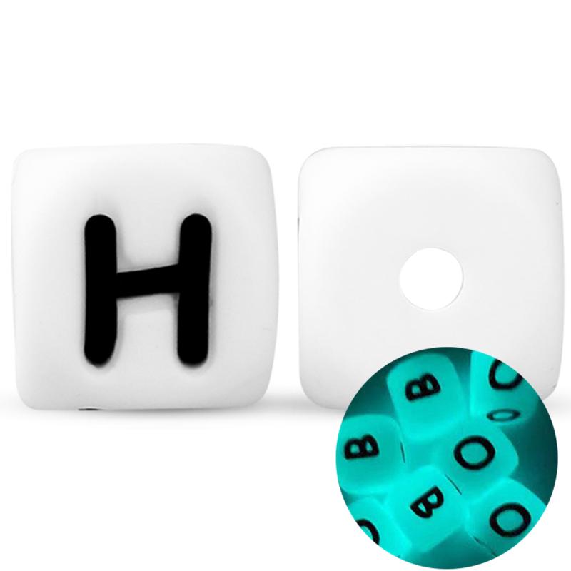 50Pcs 12mm Glow In the Dark English Alphabet Letter Beads Luminous Silicone Letters Beads for Baby Teething Chew Toy Shower Gift