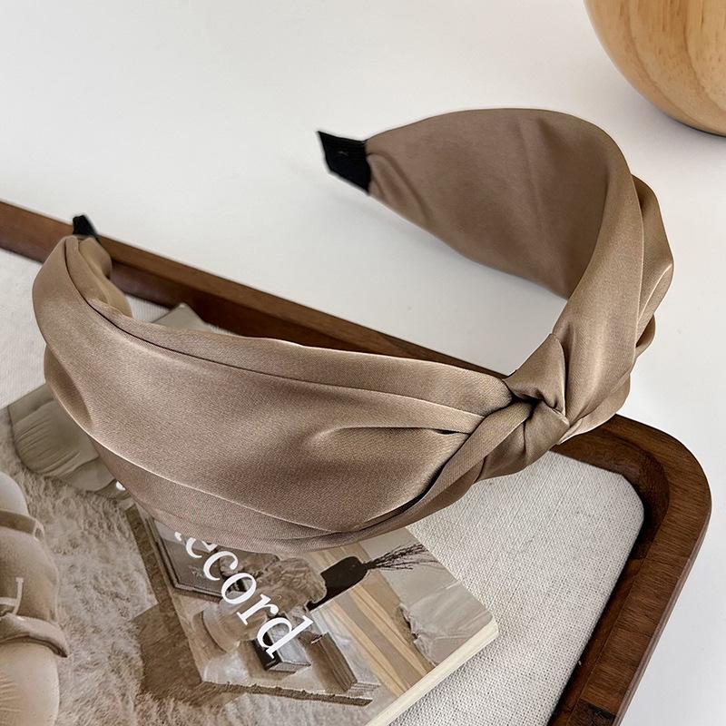 Retro Coffee Color Satin Knotted Wide Headbands for Woman Temperament Elegant Hairband Hair Hoop Female Fashion Hair Accessories