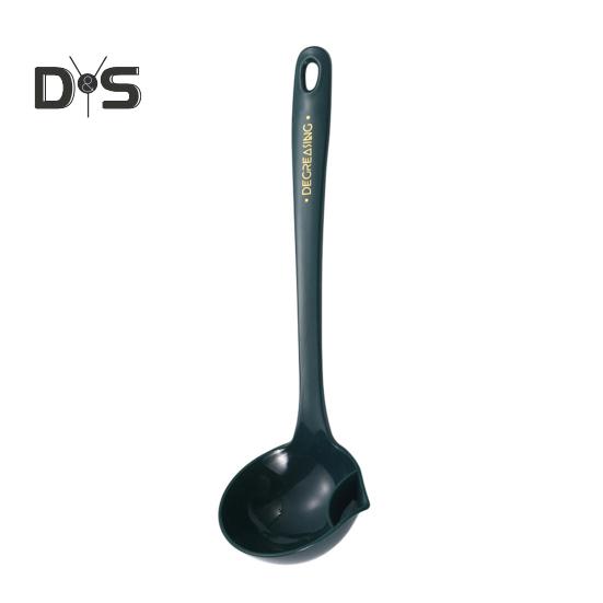 

Кухонный пластиковый сепаратор для супа с длинной ручкой, фильтрующая ложка, домашний дуршлаг темно-зеленого