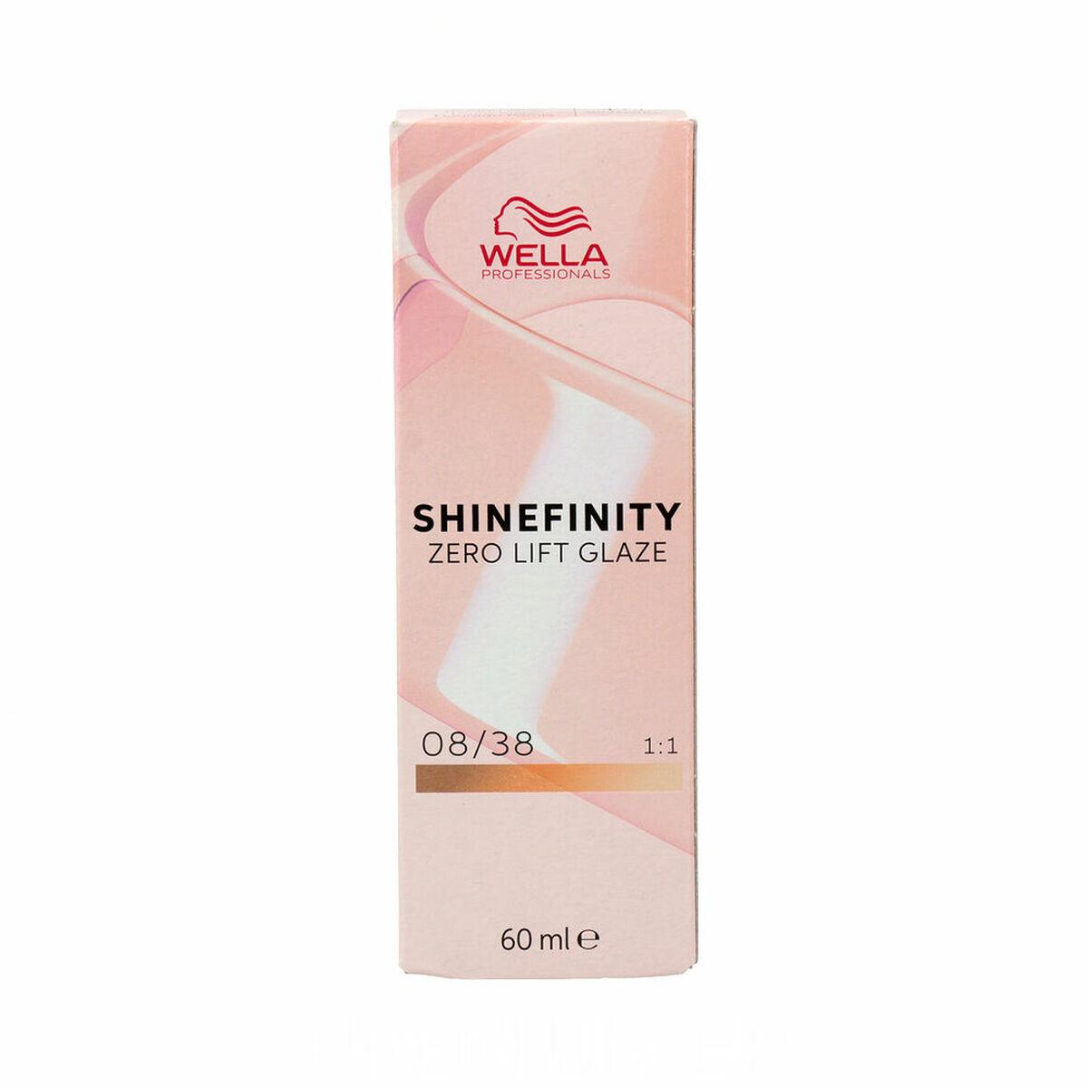 

Перманентная краска для волос Wella Shinefinity № 08/38 (60 мл)