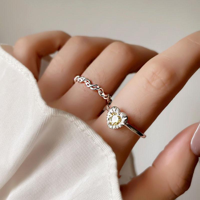 Crystal Beautiful Yellow Heart Ring For Women Stylish And Adjustable Copper Jewelry