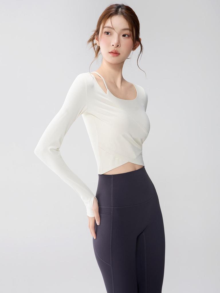 Women's Long-Sleeve Off-the-Shoulder Yoga Top with Built-in Bra - Slimming, Flattering Fit for Pilates and Fitness.