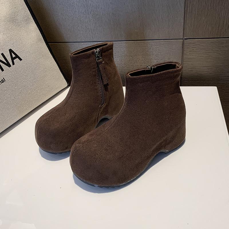 Retro Inner Height Increase Small Fashion Boots 2025 Autumn and Winter New Comfortable Versatile Thick-soled One-pedal Boots Women