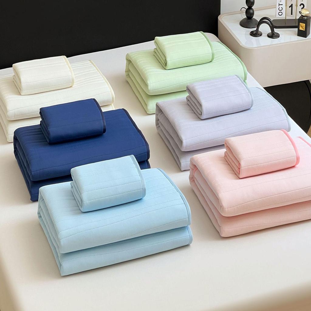 Spandex Ice Silk Cool Touch Bed Mat & Summer Quilt 4-Piece Set