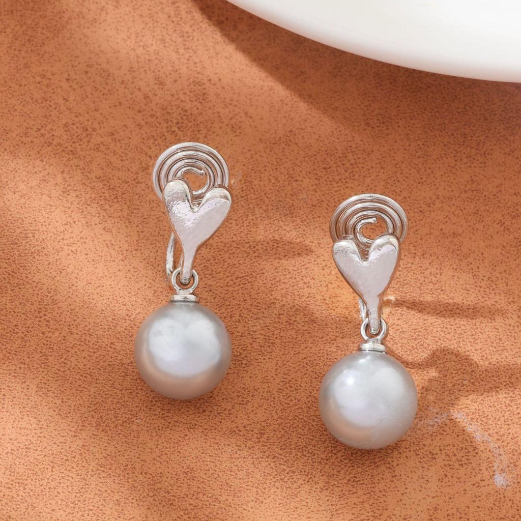 Pearl Mosquito Coil Disc Ear Clips: No-Pierce, Elegant French-Style Earrings for Women