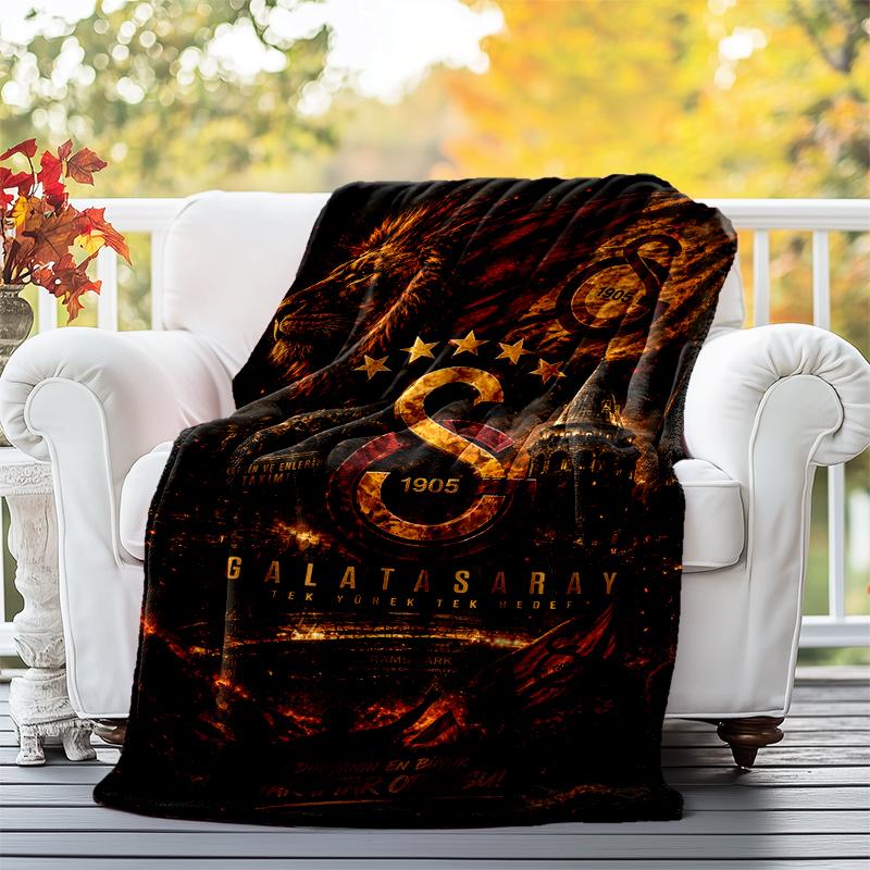 Galatasaray Flannel Blanket Soft All-Season Throw, Design for Camping, Car Travel, Hiking Sofa, Bed, Office Perfect Gift for Parties