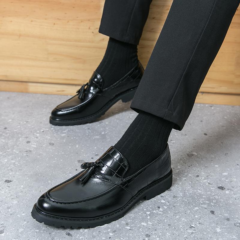 Tassel Loafer Shoes Slip on Driving Moccasins Mens Comfortable Leather Shoes Men Pointed Toe Party Business Casual Shoes
